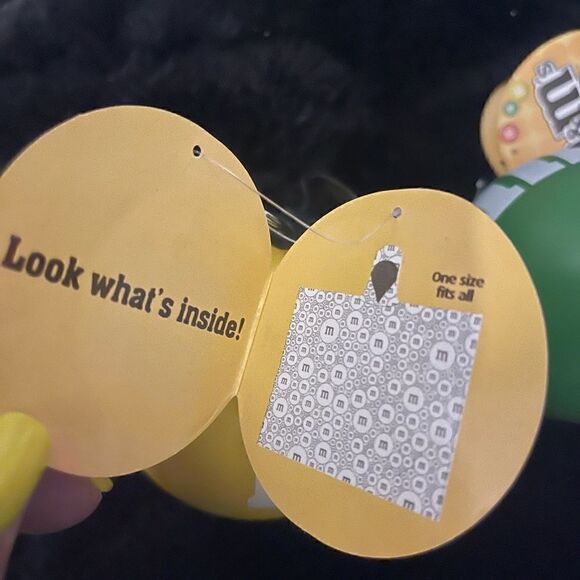 Yellow & green m & m’s candy keychain ball poncho raincoat emergency hood - Picture 7 of 7